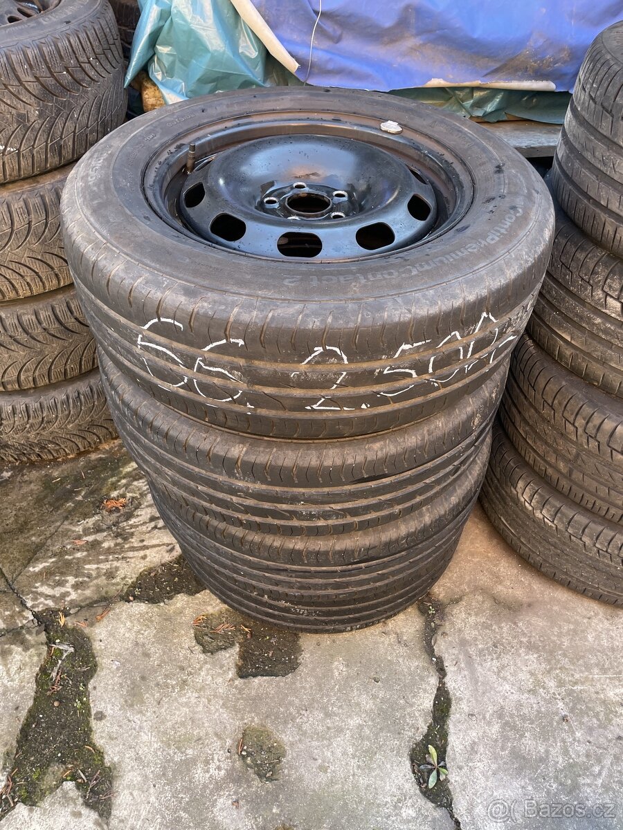 Plech disky 5x100 včetně letních pneu 195/65R15