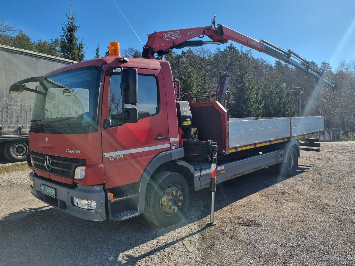 MERCEDES ATEGO 1218 + FASSI 80 - 11metrov + koš