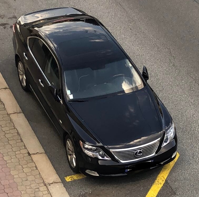 Podám Lexus LS 600h