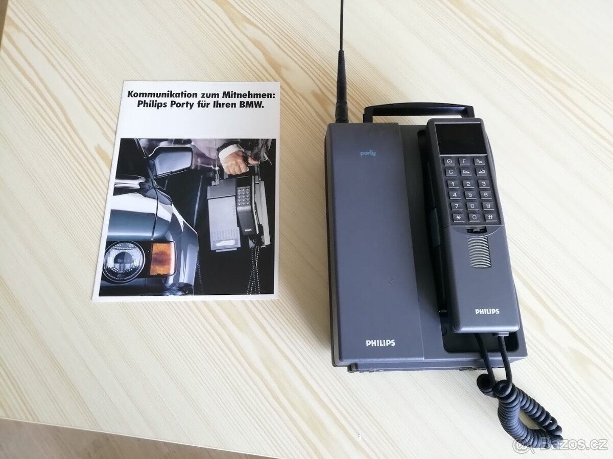 Kufříkový telefon Philips Porty + prospekt BMW E32