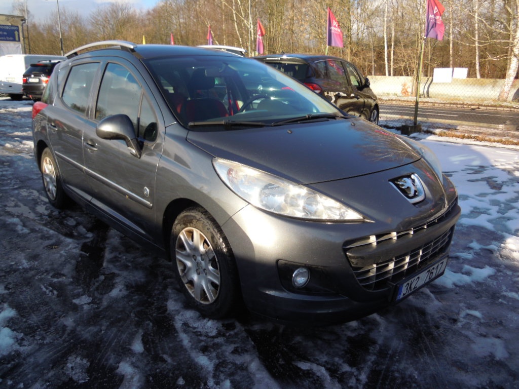 Peugeot 207 1.6HDi 92koní r.v.3/2012 ČR