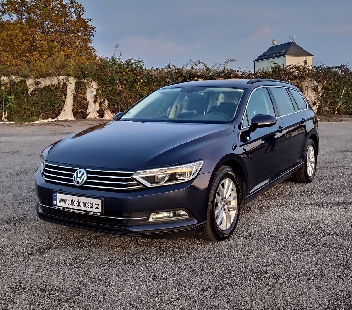 VW Passat B8 2.0 TDi 110 kW 07/2016 2x klíč 2x kola serviska