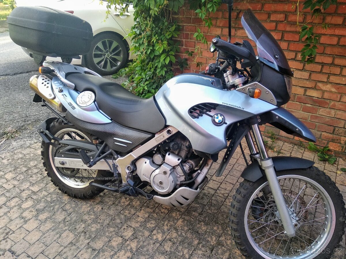 Prodám spolehlivý motocykl BMW F650 GS, r.v. 2001