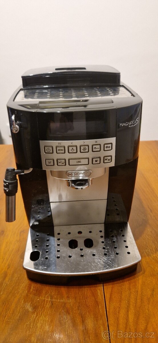 Kávovar Delonghi 220.320b