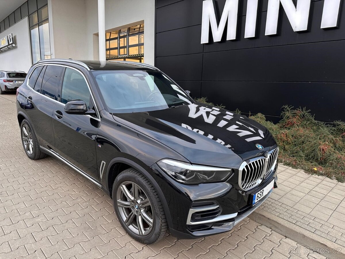 2023 BMW X5 xDrive30d M xLine HUD Pano DPH Zaruka 26