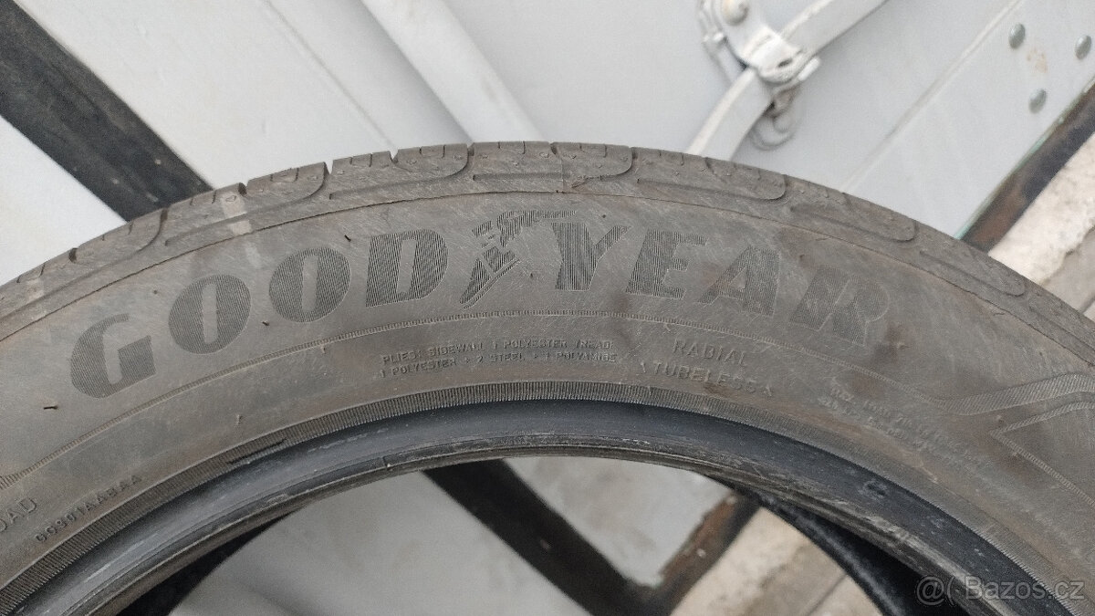 Letní goodyear efficientgrip performance 195 60r18