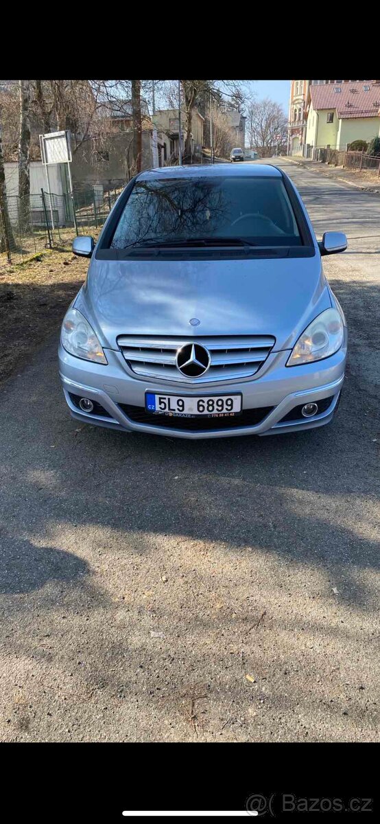 Mercedes B180