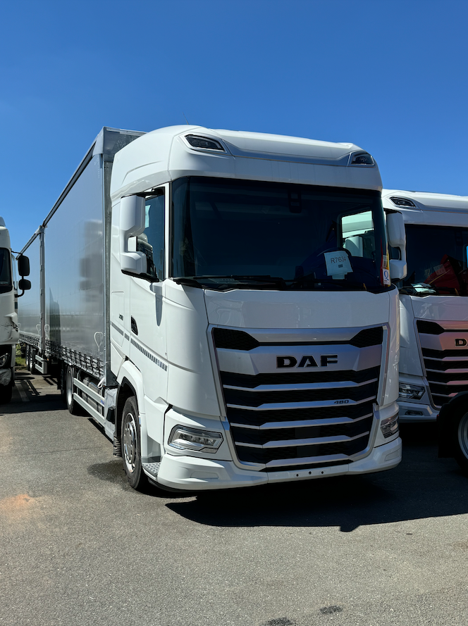 DAF XG 480 FAR 6x2 průjezdná souprava PANAV