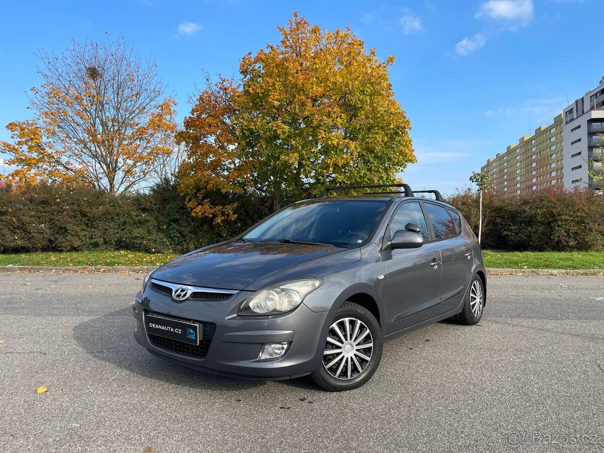 Hyundai i30 r.2010 163t.km. ČR, 2 majitele, Serviska