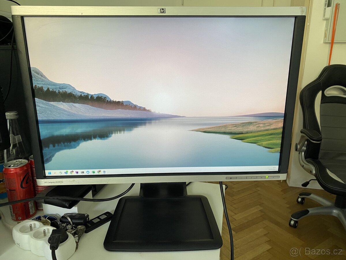 Monitor HP Compaq LA2405x