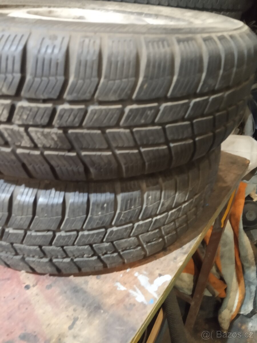 Zimní kola 4x100 165/70 R13