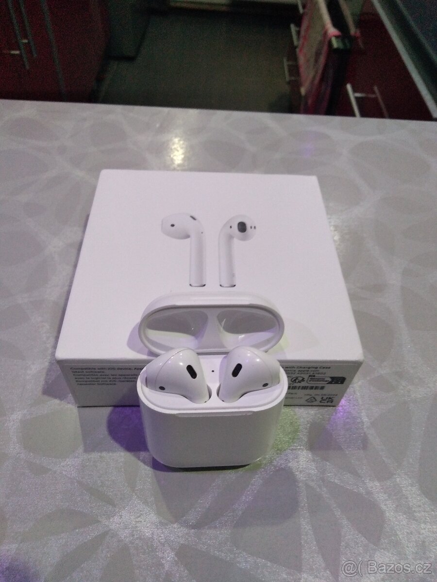 Originál Apple Airpods 2019 za super top cenu