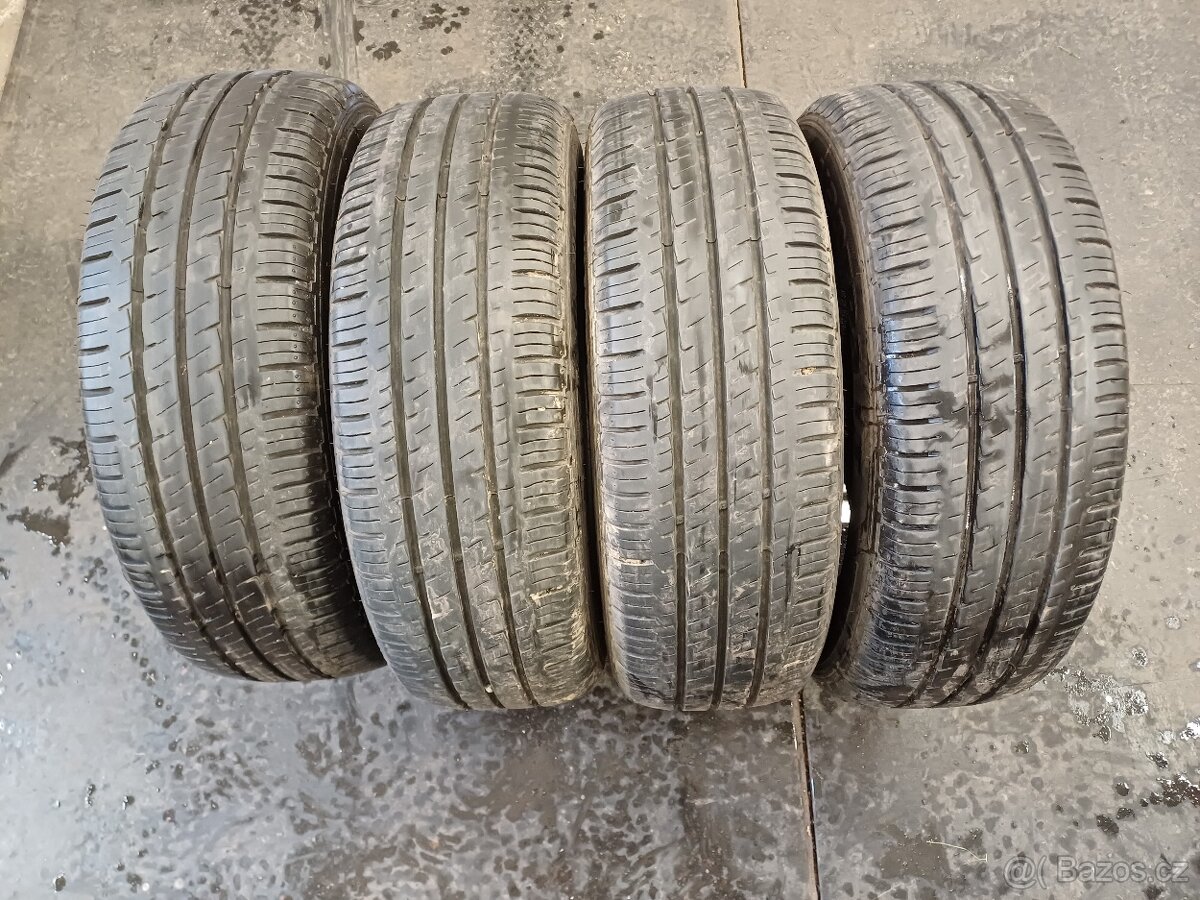 Letní pneu Hankook 215/65/16C 109/107T