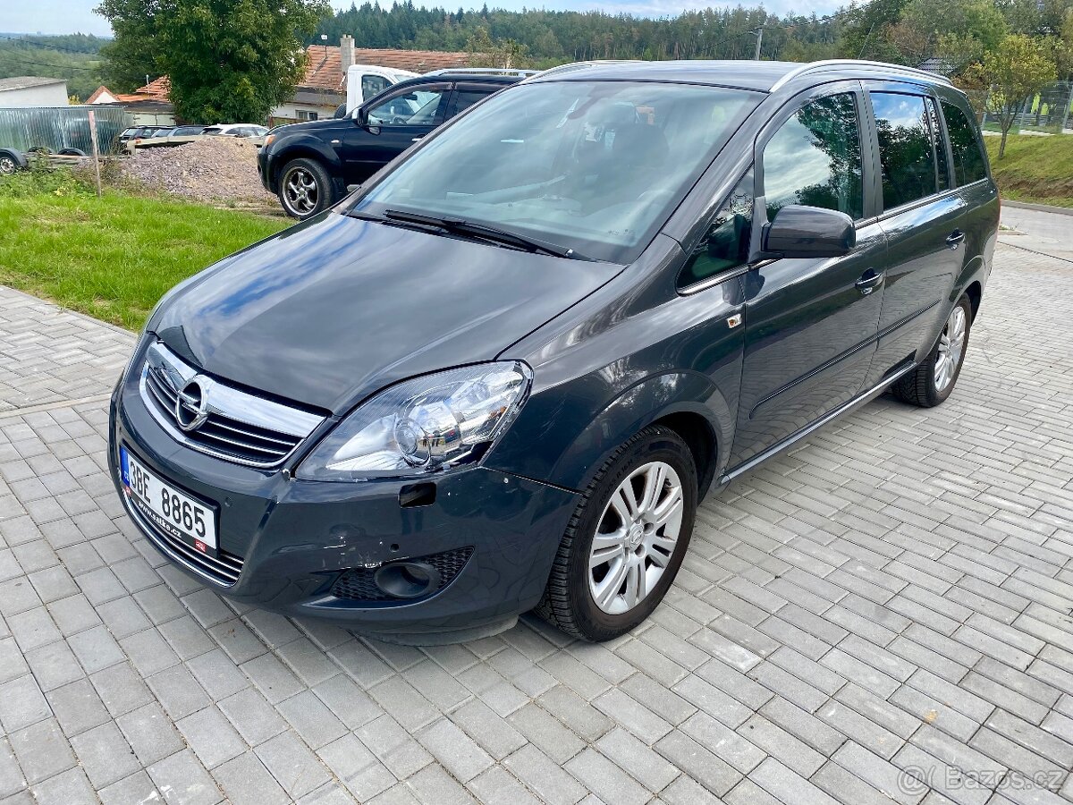 Opel Zafira 1.8 103kw 11/2012 / 136000km / 7 míst