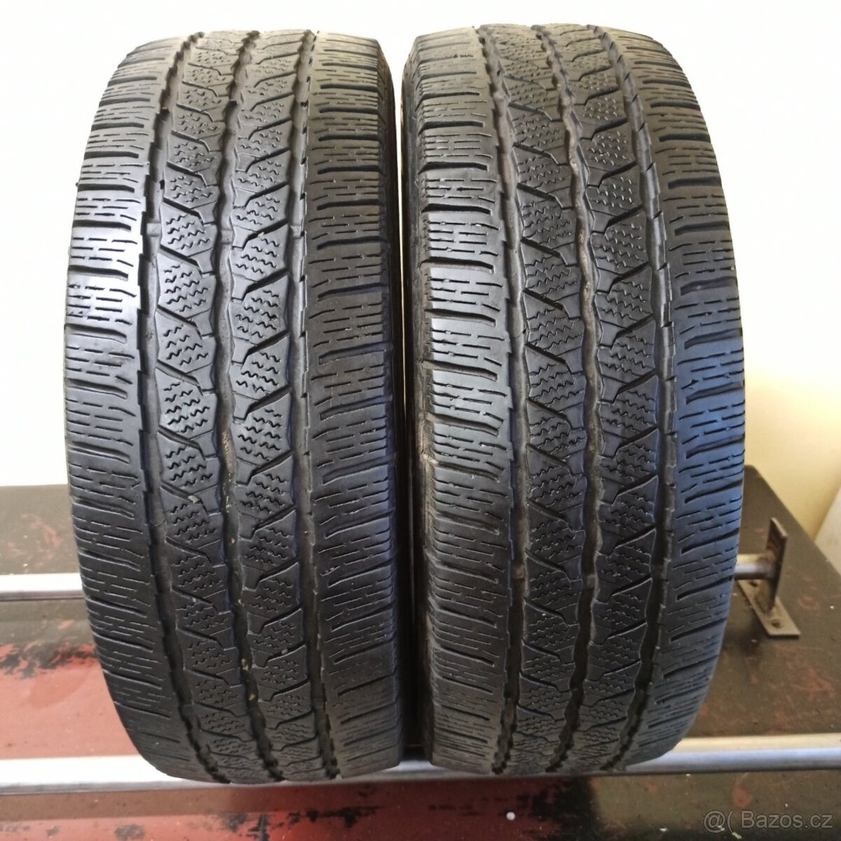 Continental 215/65 R16C 106/104T 5,5mm