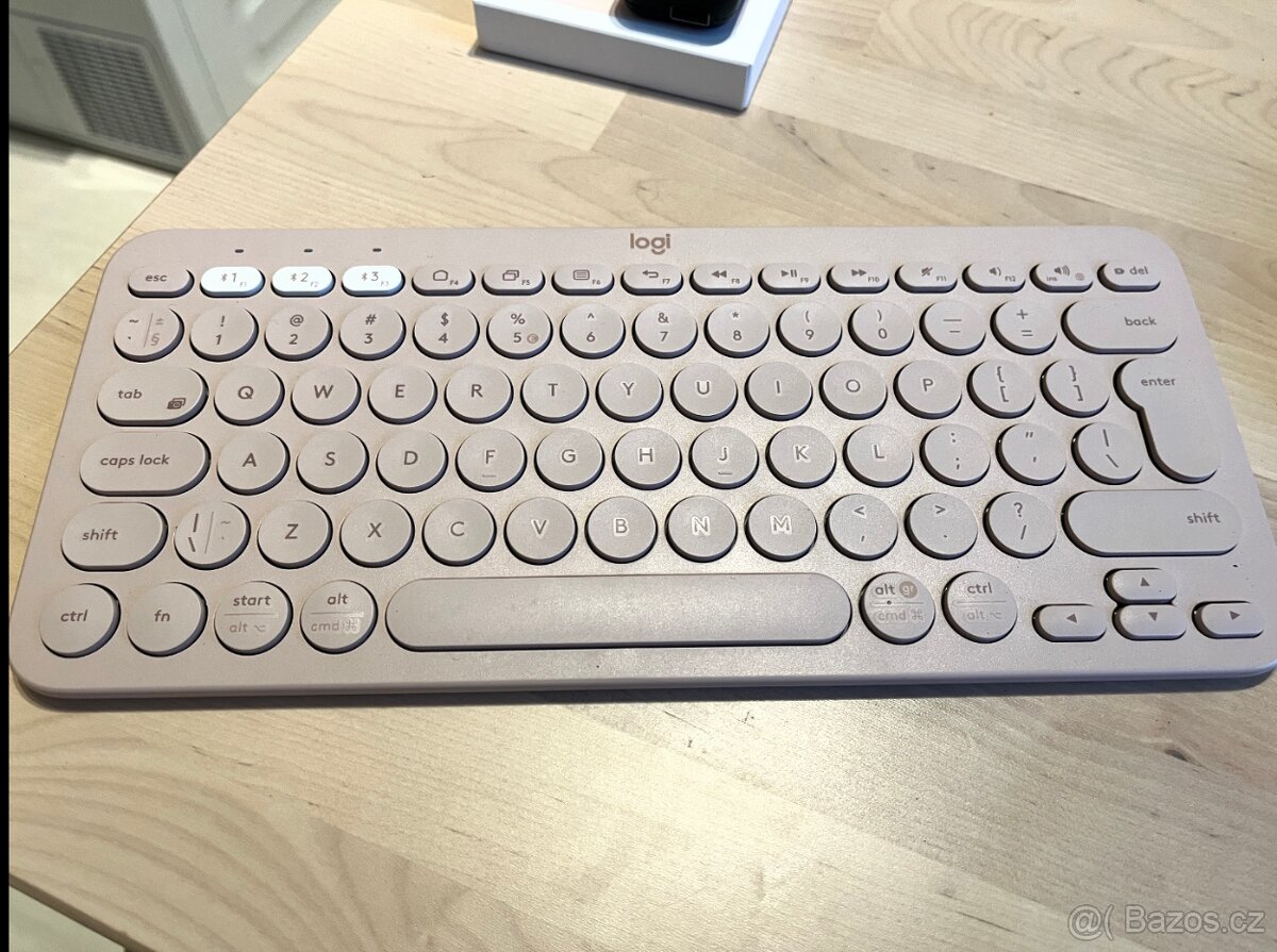 Logitech Bezdrátová klávesnice K380, růžová, jako nová