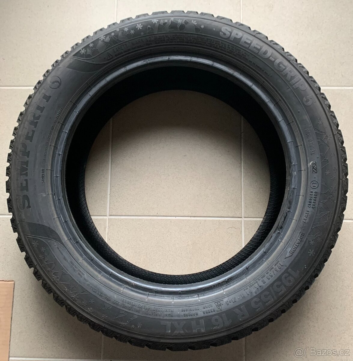 Zimní sada pneu 195/55 R16 - TOP stav