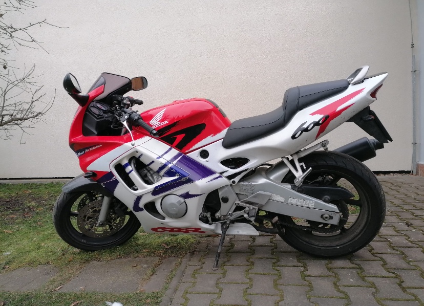 Motorka Honda CBR 600F nová STK nové svíčky