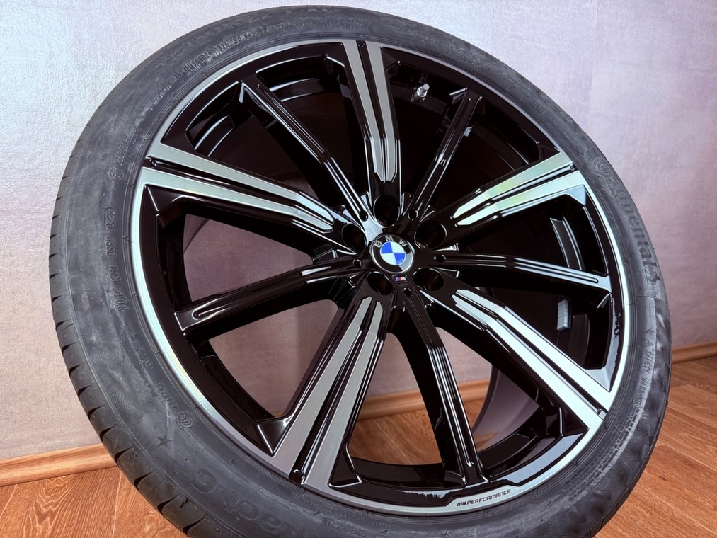 TOP letní kola BMW X5 G05 R22 M Paket