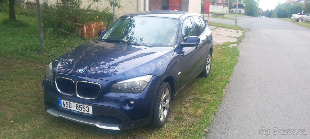 Bmw x1 2.0D 130kw  rok 2011  automat .park kamera