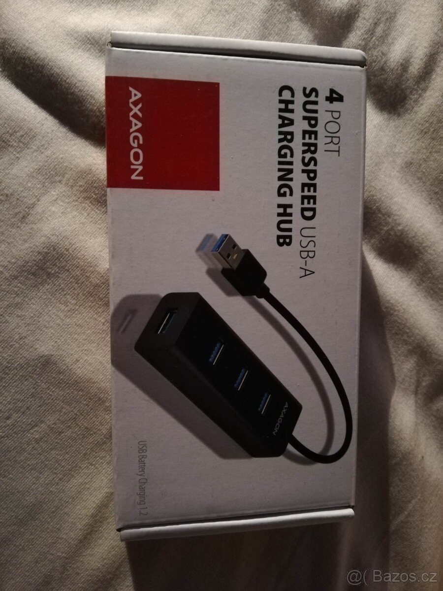 AXAGON 4x USB3.0 CHARGING hub, microUSB nap.