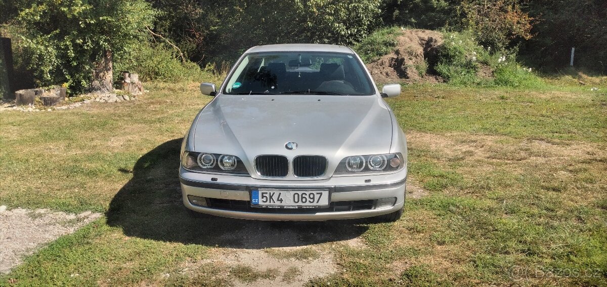 E39 520i