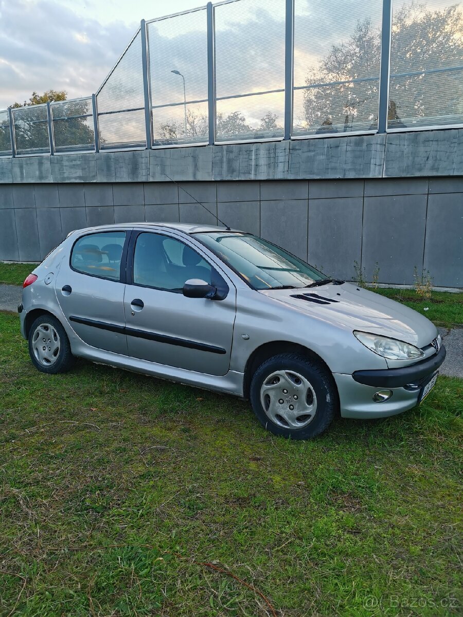 Peugeot 206 1.4i