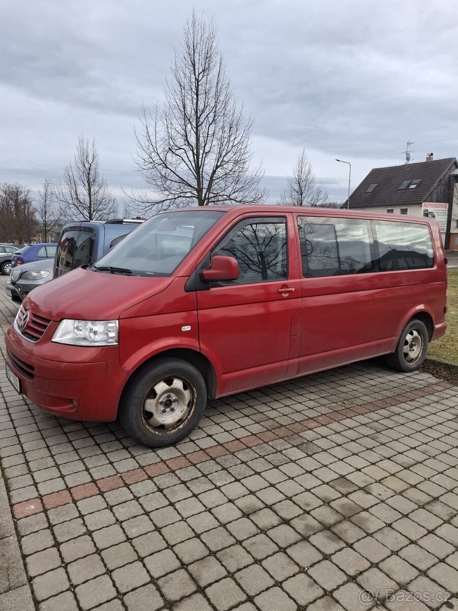 Prodam Volkswagen Caravelle T5