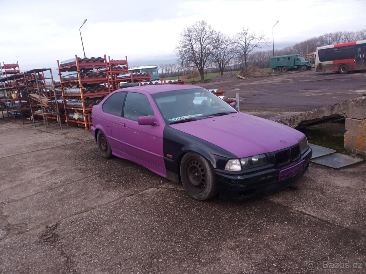 BMW E36 Compact 316i Winter Pekáč