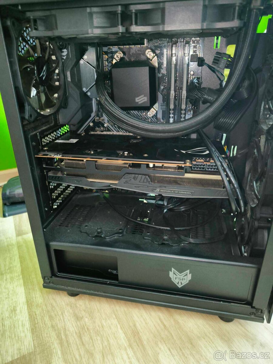 Herní PC Praha AMD Ryzen 9 3900X