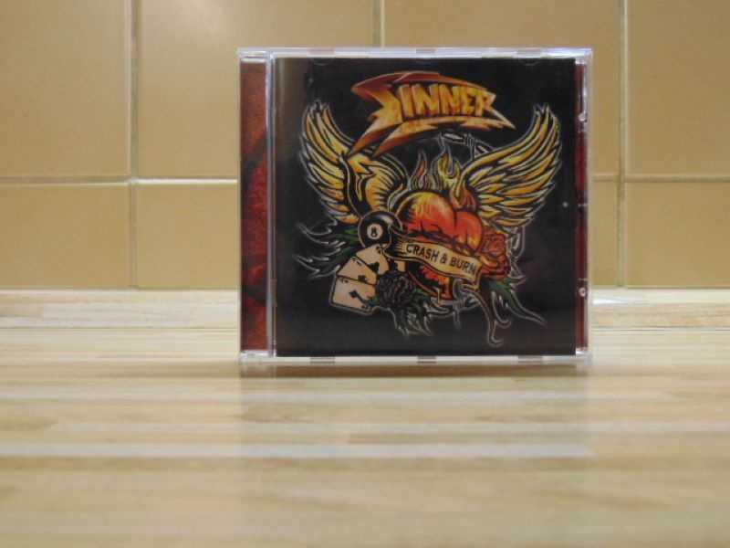 prodám CD Sinner - Crash & Burn 2008 , v pořádku , na