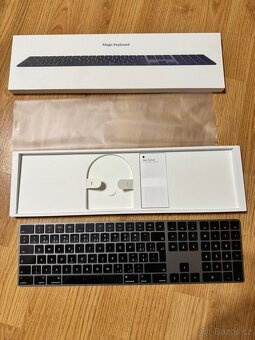 Bezdrátová Apple magic keyboard CZ s num.klávesnicí A1843