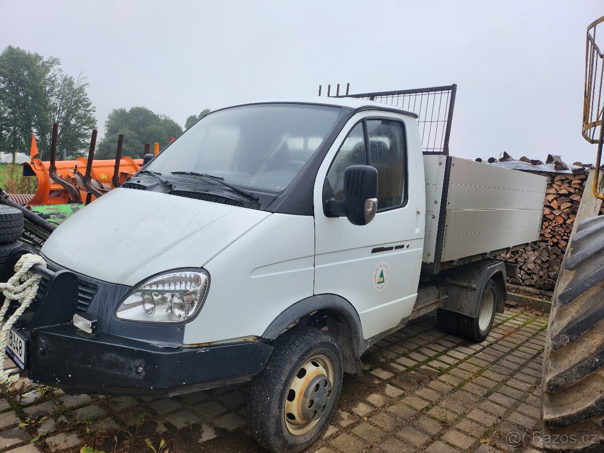 VOZIDLO GAZ GAZELLE 330273 AMC 4x4, 2015, 53tis