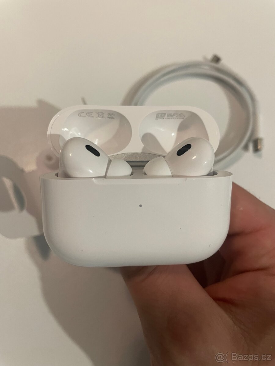 Apple AirPods Pro 2