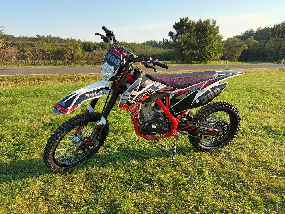 Pitbike Killer 300cc H2O 21/18 červená, možnost na splátky