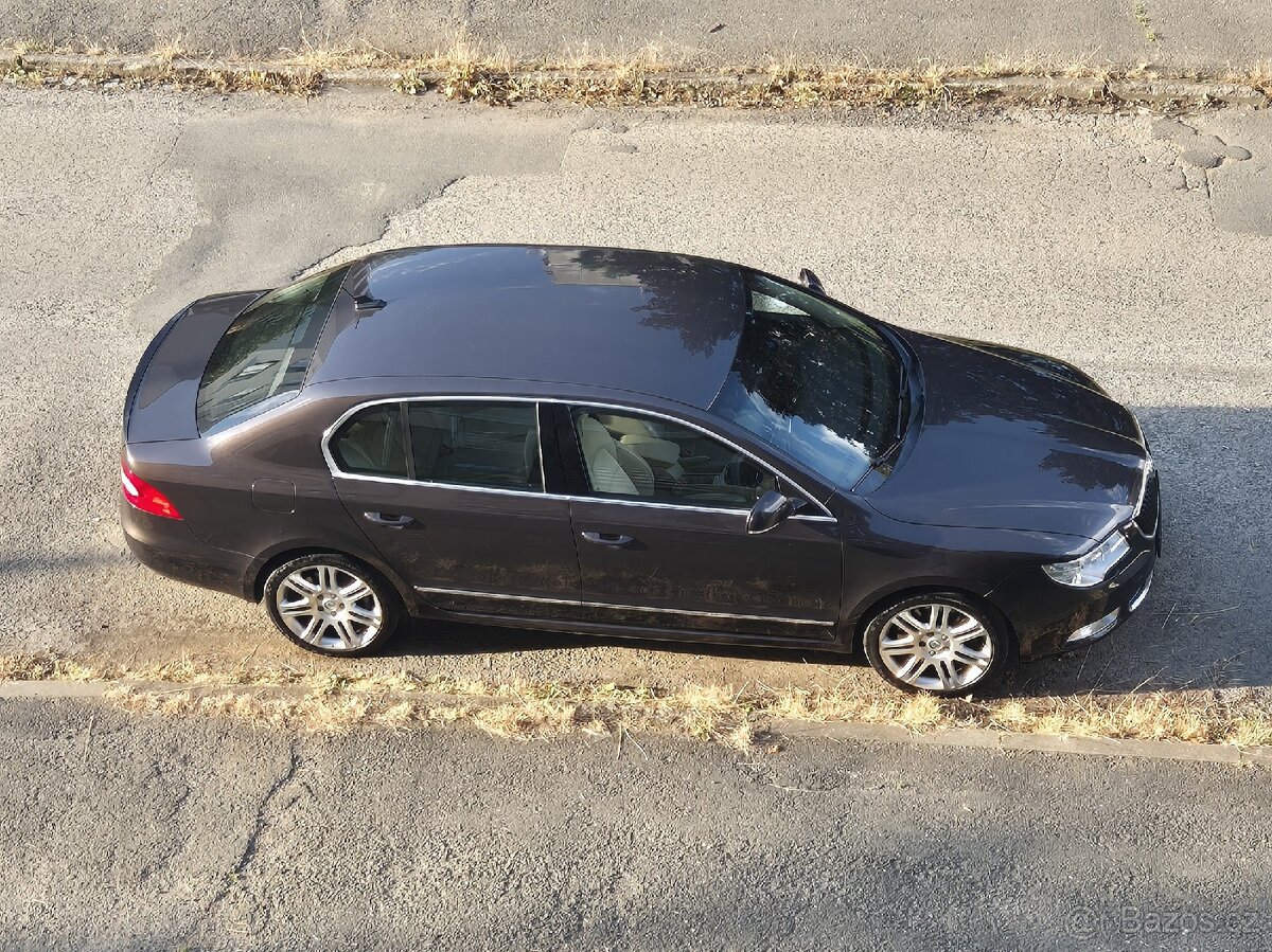 Škoda superb 3.6 VR6 191kw 4x4 DSG 142000km