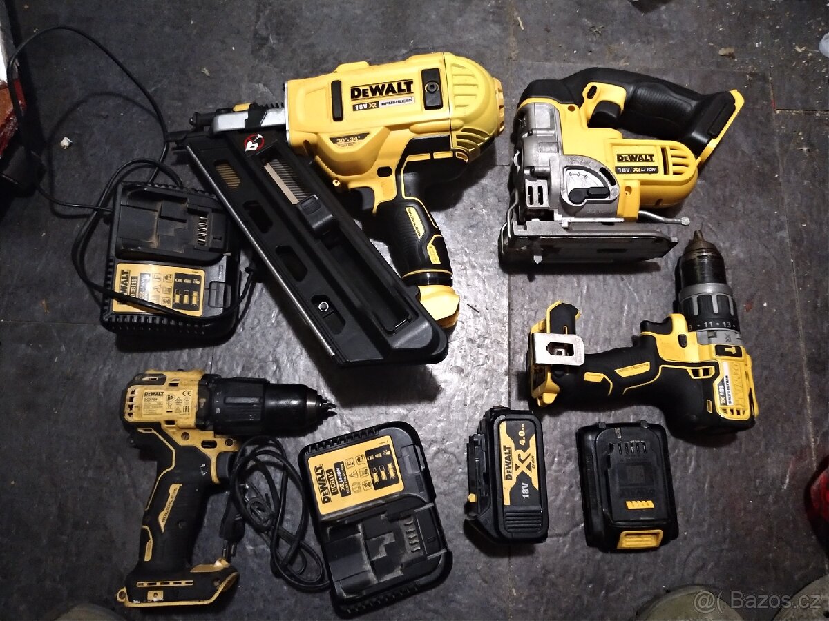 DeWalt  18V XR sada