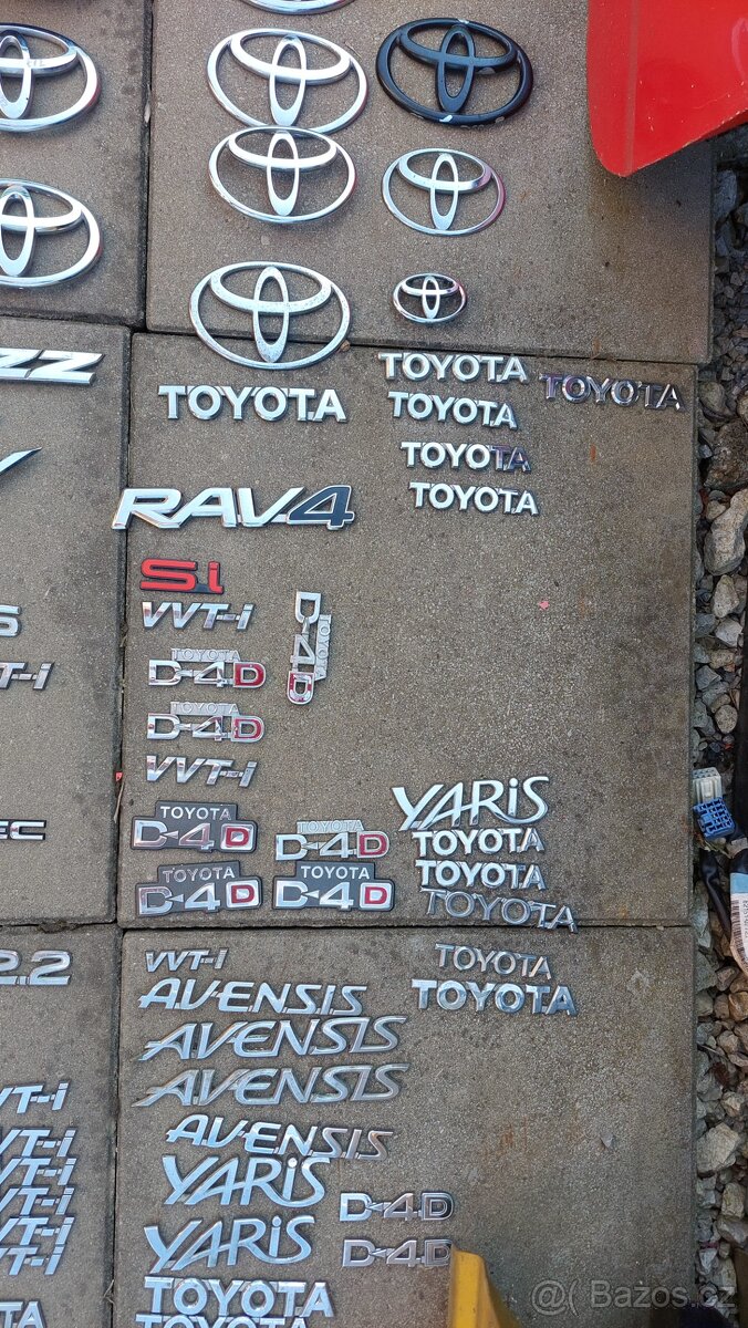 Znak emblem napis logo Honda Toyota Lexus vtec Rav4 V6 1.8