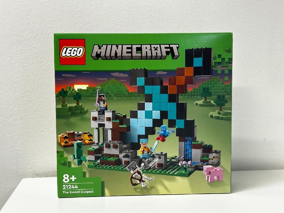 LEGO® Minecraft® 21244 Rytířská základna