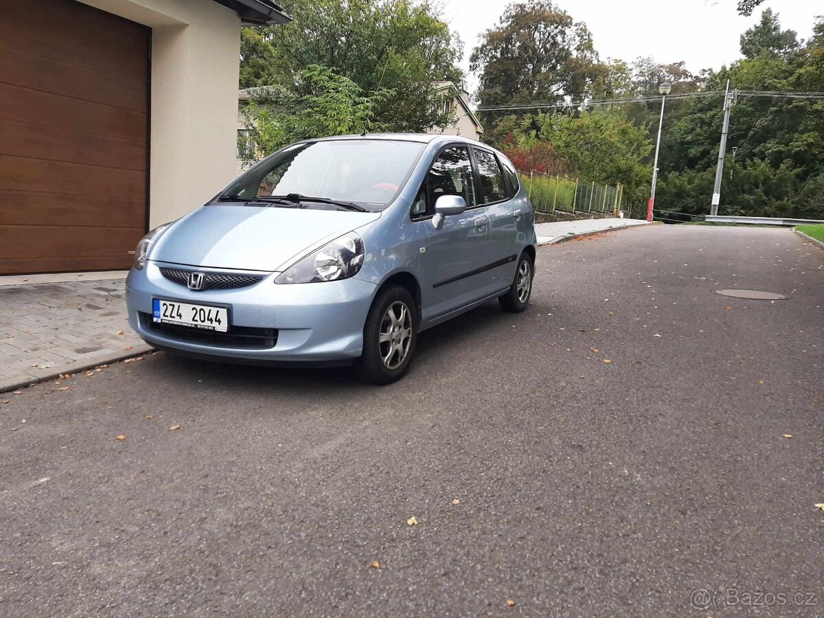 HONDA JAZZ 1.3i