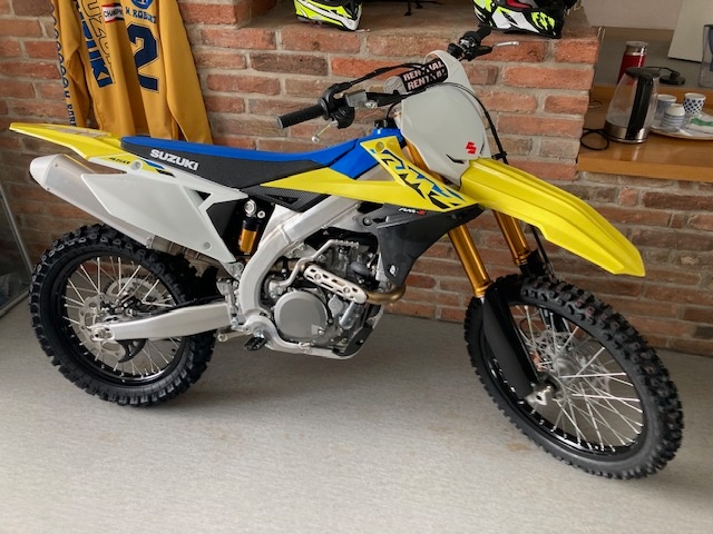 SUZUKI RMZ 450