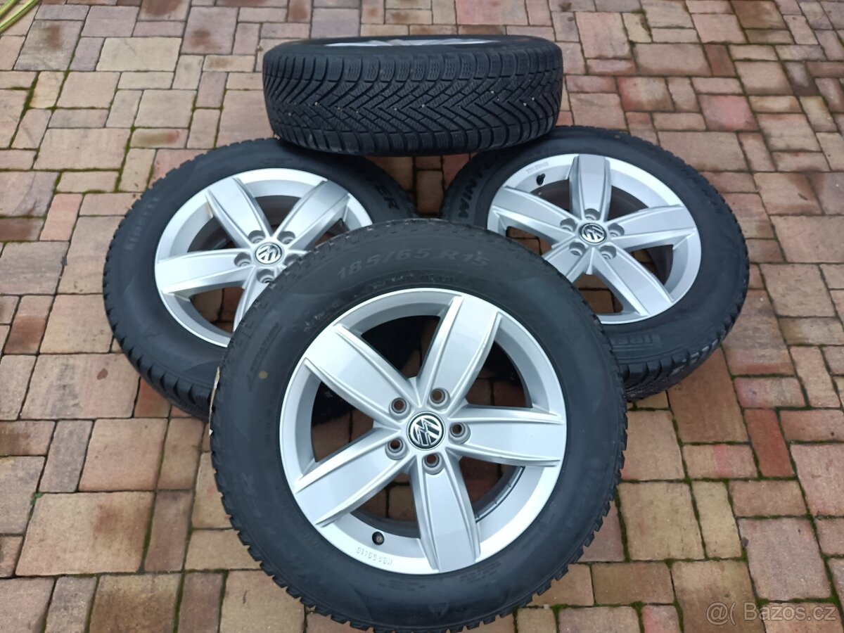 Alu kola VW 5,5Jx15 ET40 5x100+zimni pneu