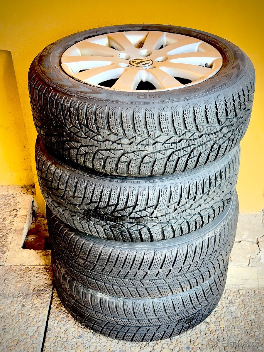 205/55 R16 91T - Sada zimních pneu na alu ráfcích VW