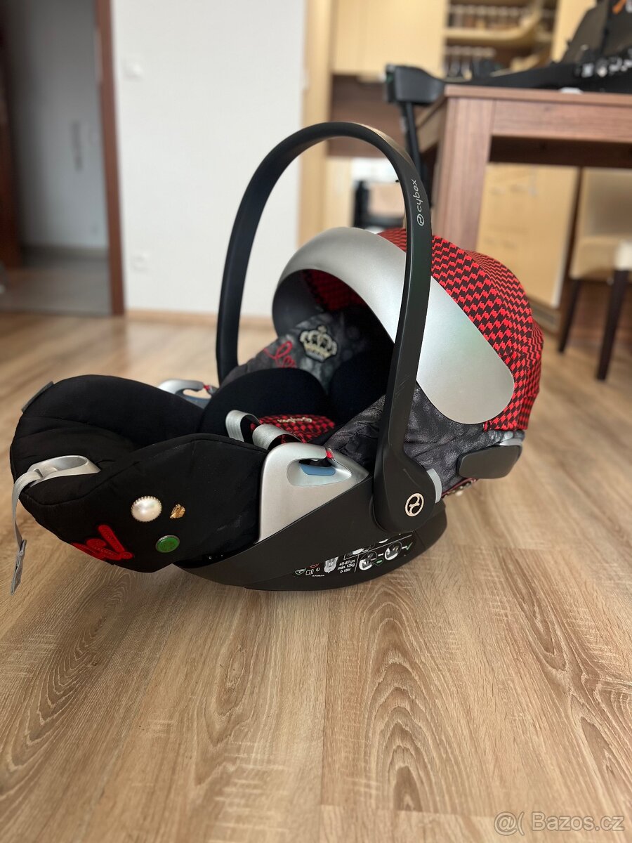 Prodam autosedačku0-13 Kg. Cybex Cloud Z i-Size Plus 2021 Re