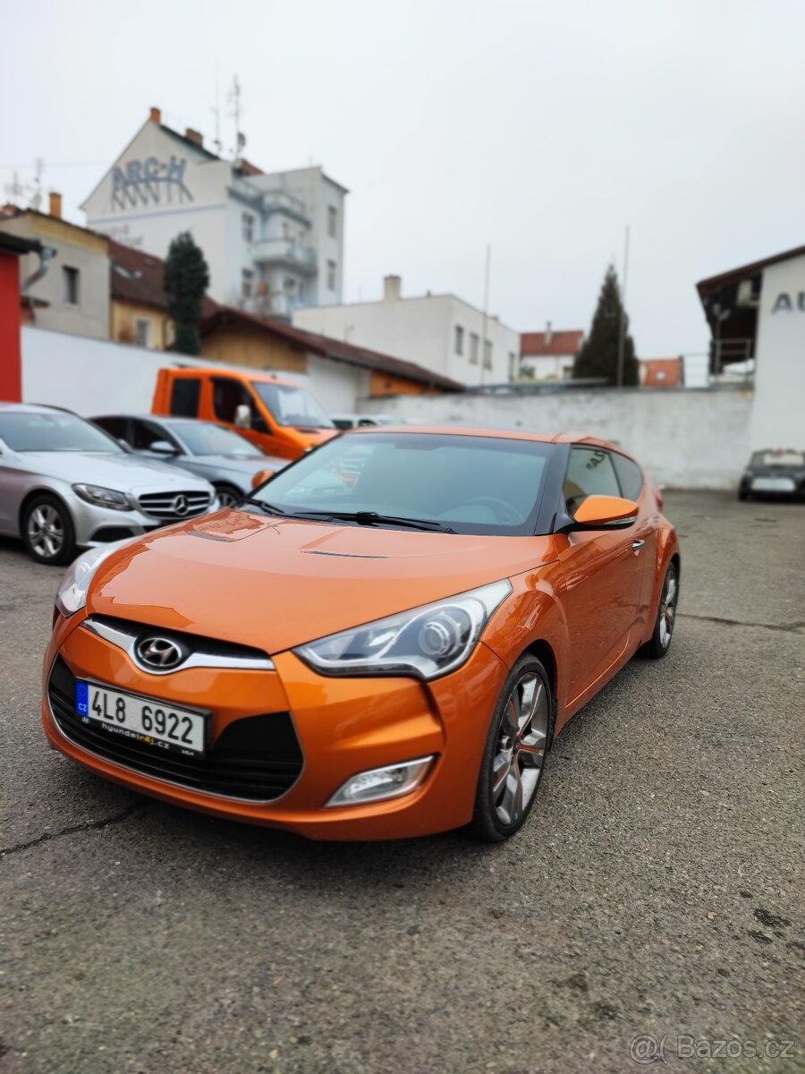 Prodám Hyundai Veloster 1.6.-SENZORY-VYHŘ.SEDAD.-KLIMA Rok v