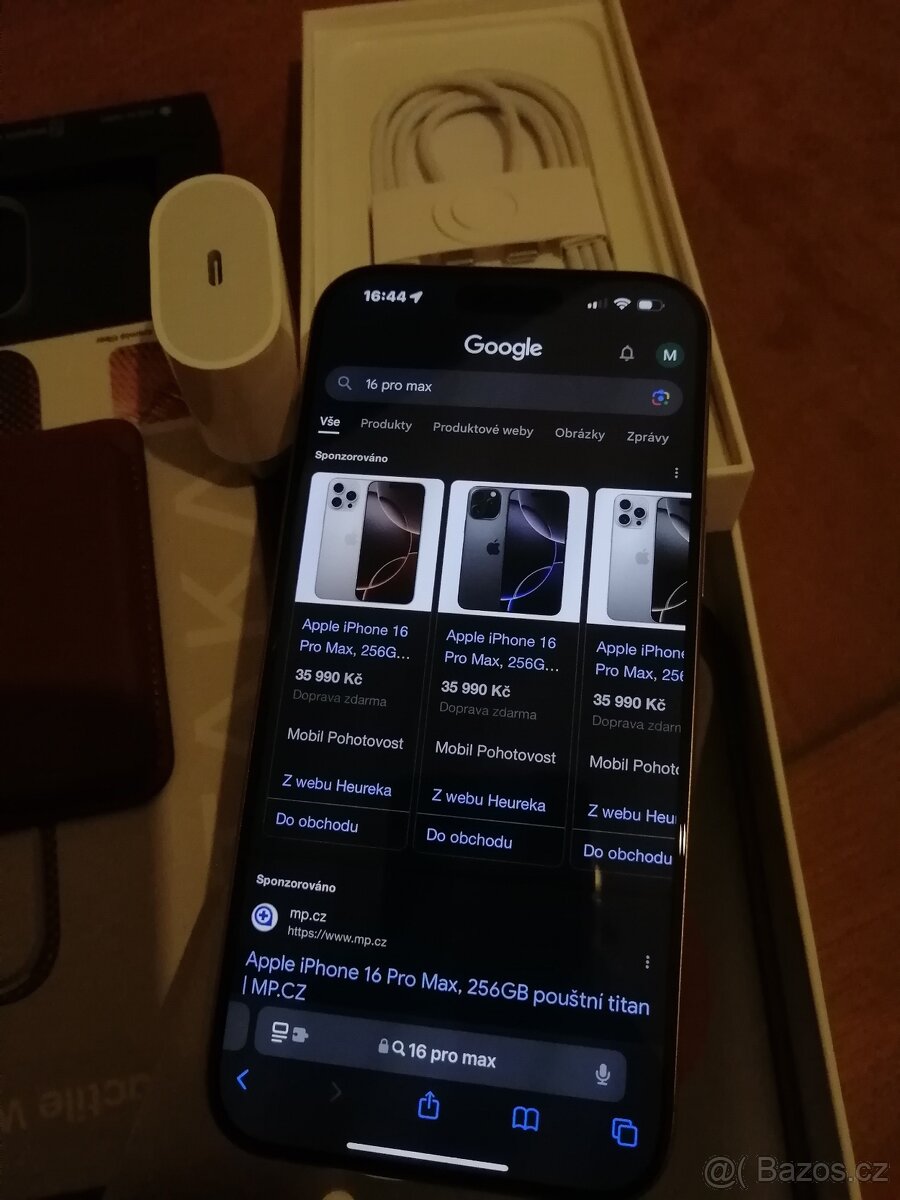 iPhone 16 pro max + příslušenství v ceně za 6k