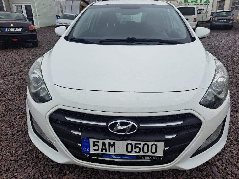 Hyundai i30 1.6 GDi najeto 211xxx