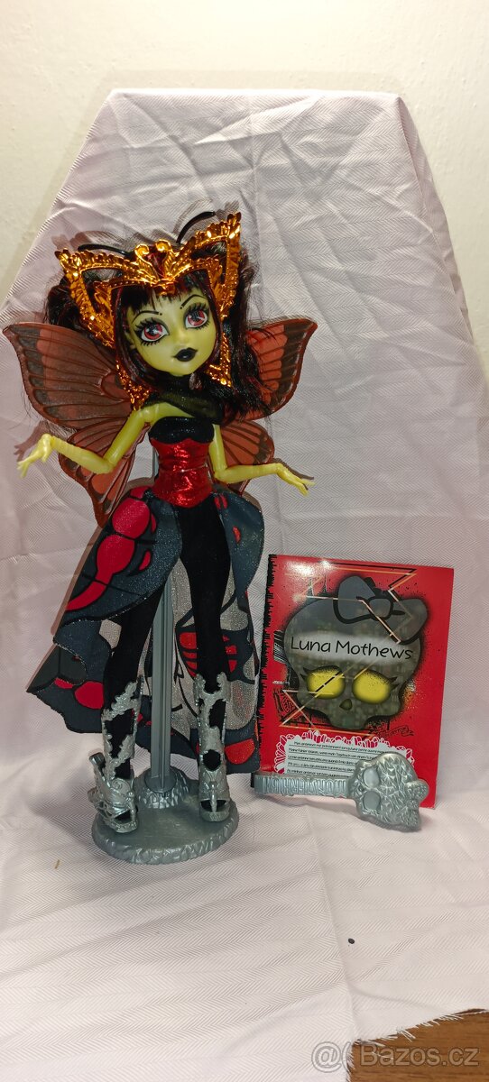 Monster high Luna Mothews panenka