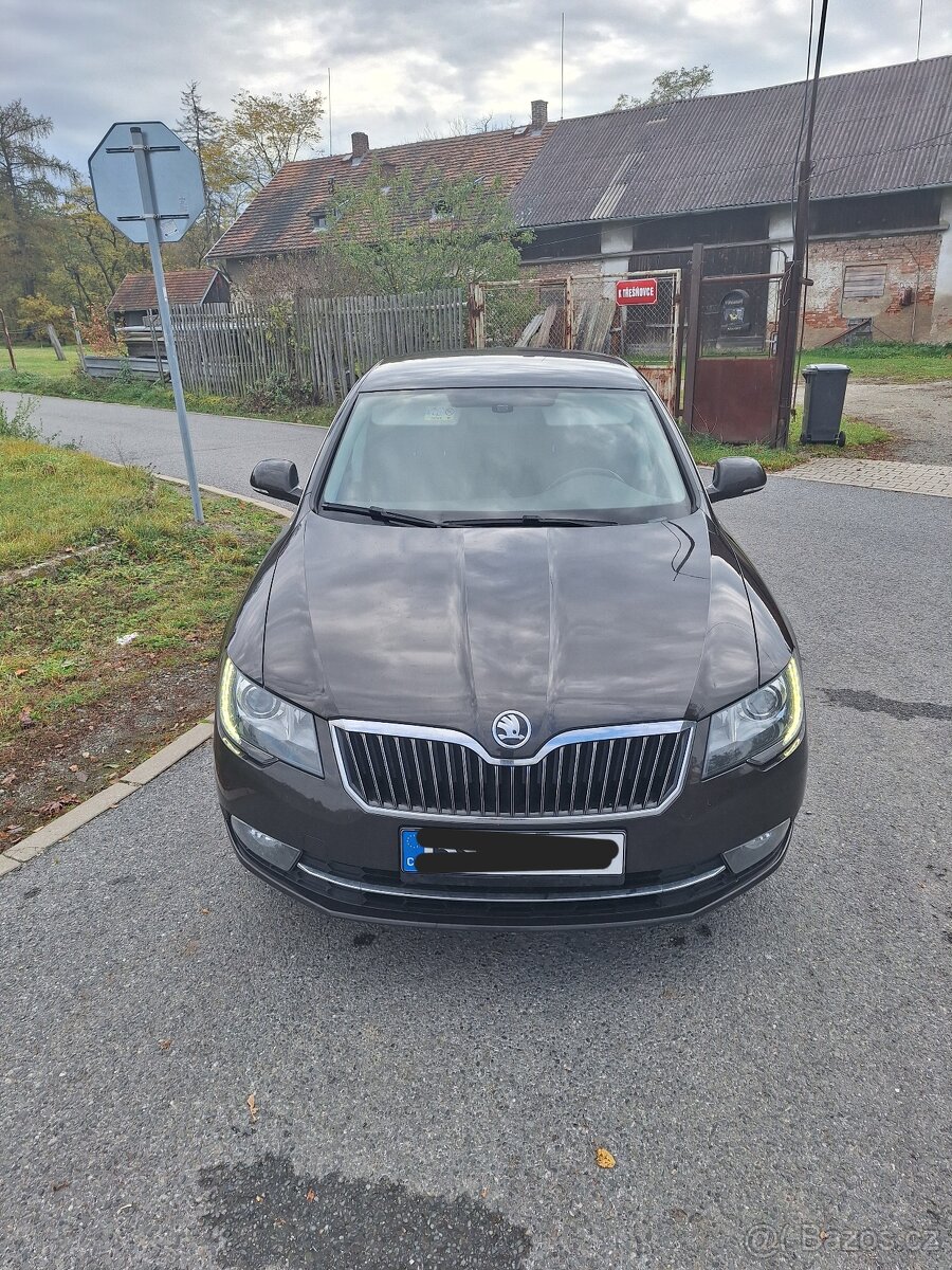 Škoda Superb 2.0.tdi Facelift manuál