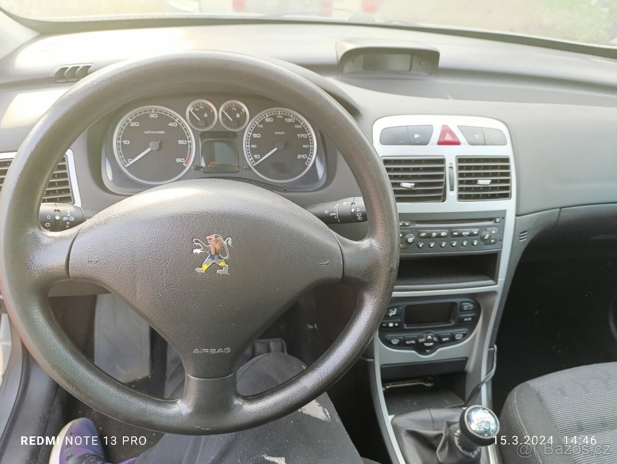 Díly interiéru Peugeot 307